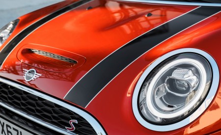 2019 MINI Hardtop 2 Door Headlight Wallpapers 450x275 (81)
