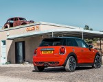 2019 MINI Hardtop 2 Door Rear Three-Quarter Wallpapers 150x120