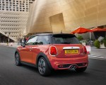2019 MINI Hardtop 2 Door Rear Three-Quarter Wallpapers 150x120 (50)
