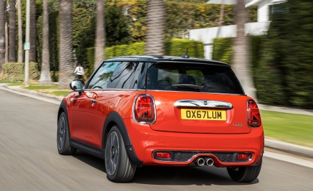 2019 MINI Hardtop 2 Door Rear Wallpapers 450x275 (37)
