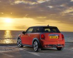 2019 MINI Hardtop 2 Door Rear Wallpapers 150x120 (35)