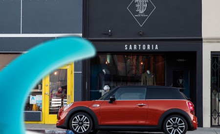 2019 MINI Hardtop 2 Door Side Wallpapers 450x275 (79)