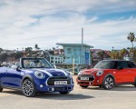 2019 MINI Hardtop 2 Door and 2019 MINI Cabrio Wallpapers 150x120
