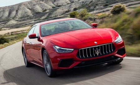 2019 Maserati Ghibli SQ4 GranSport Front Wallpapers 450x275 (4)