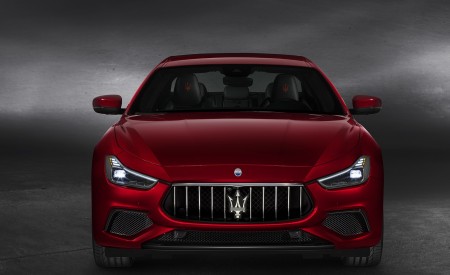 2019 Maserati Ghibli SQ4 GranSport Front Wallpapers 450x275 (13)