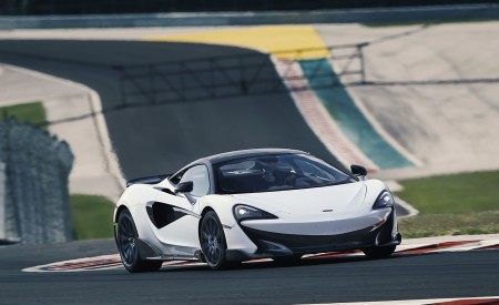 2019 McLaren 600LT Coupé Front Three-Quarter Wallpapers 450x275 (39)