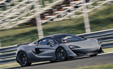 2019 McLaren 600LT Coupé Front Three-Quarter Wallpapers 450x275 (49)
