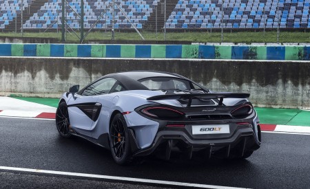 2019 McLaren 600LT Coupé Rear Three-Quarter Wallpapers 450x275 (61)