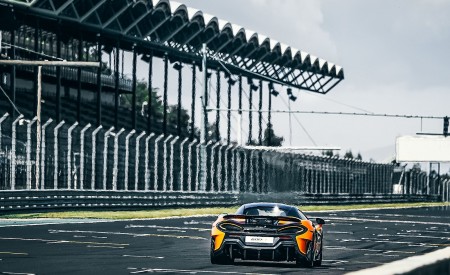 2019 McLaren 600LT Coupé Rear Wallpapers 450x275 (9)