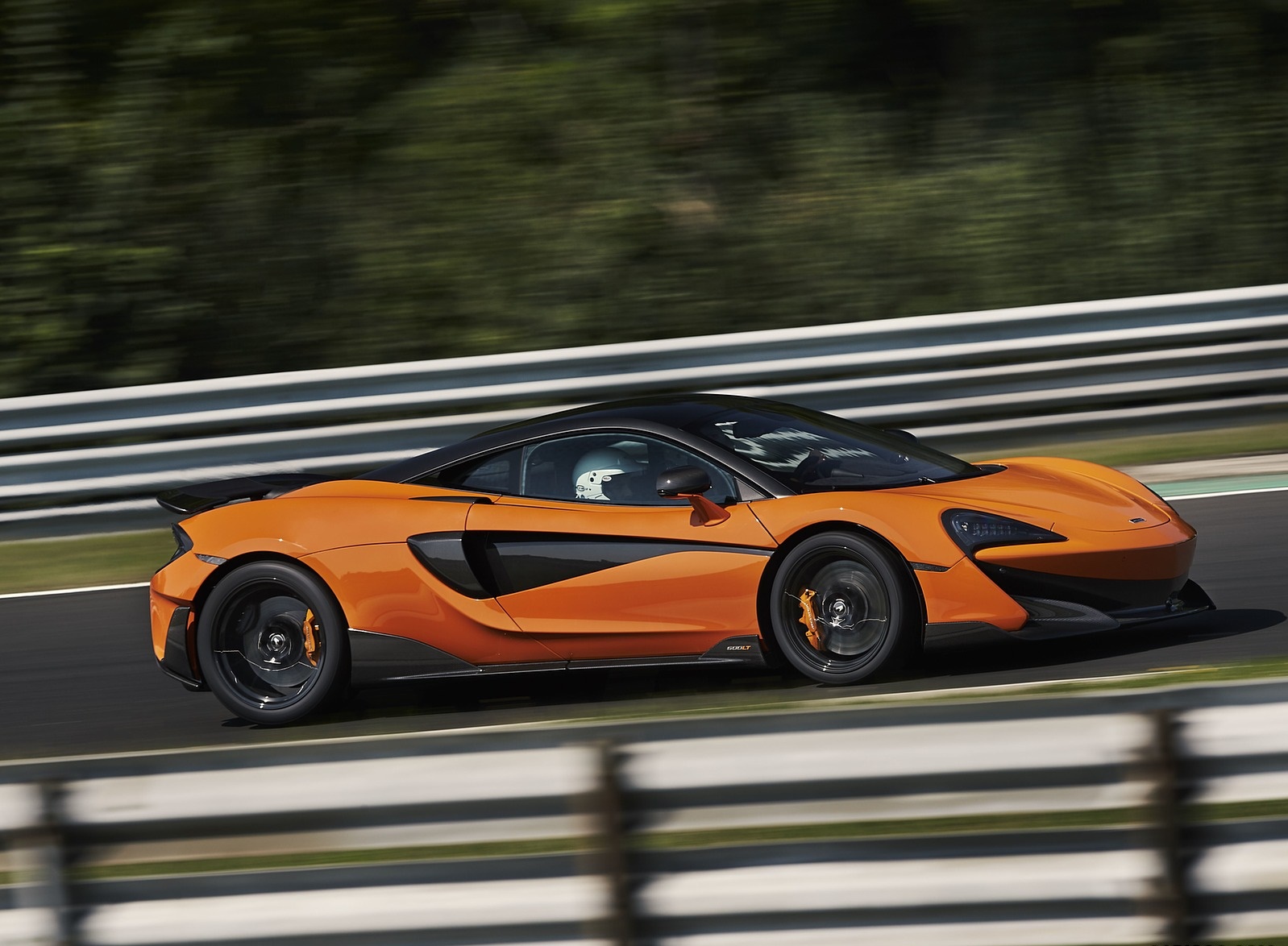 2019 McLaren 600LT Coupé Side Wallpapers (9)