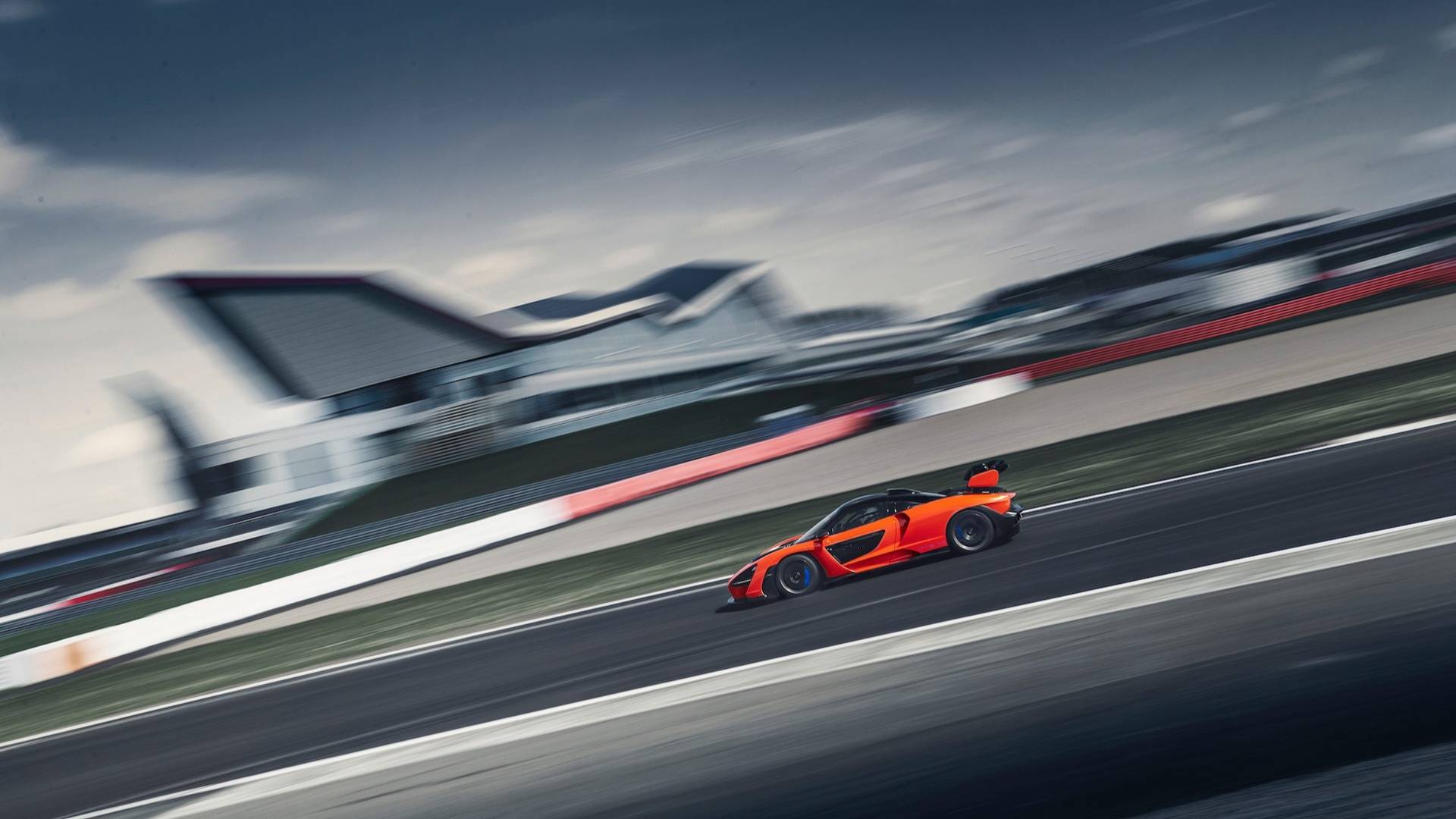 2019 McLaren Senna (Color: Delta Red) Side Wallpapers #20 of 130