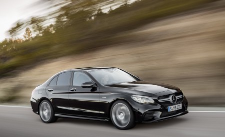 2019 Mercedes-AMG C43 4MATIC (Color: Obsidian Black Metallic) Front Three-Quarter Wallpapers 450x275 (166)