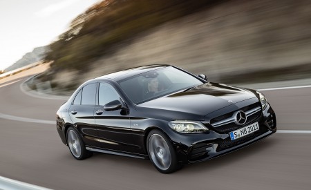 2019 Mercedes-AMG C43 4MATIC (Color: Obsidian Black Metallic) Front Three-Quarter Wallpapers 450x275 (167)