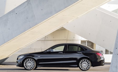 2019 Mercedes-AMG C43 4MATIC (Color: Obsidian Black Metallic) Side Wallpapers 450x275 (173)