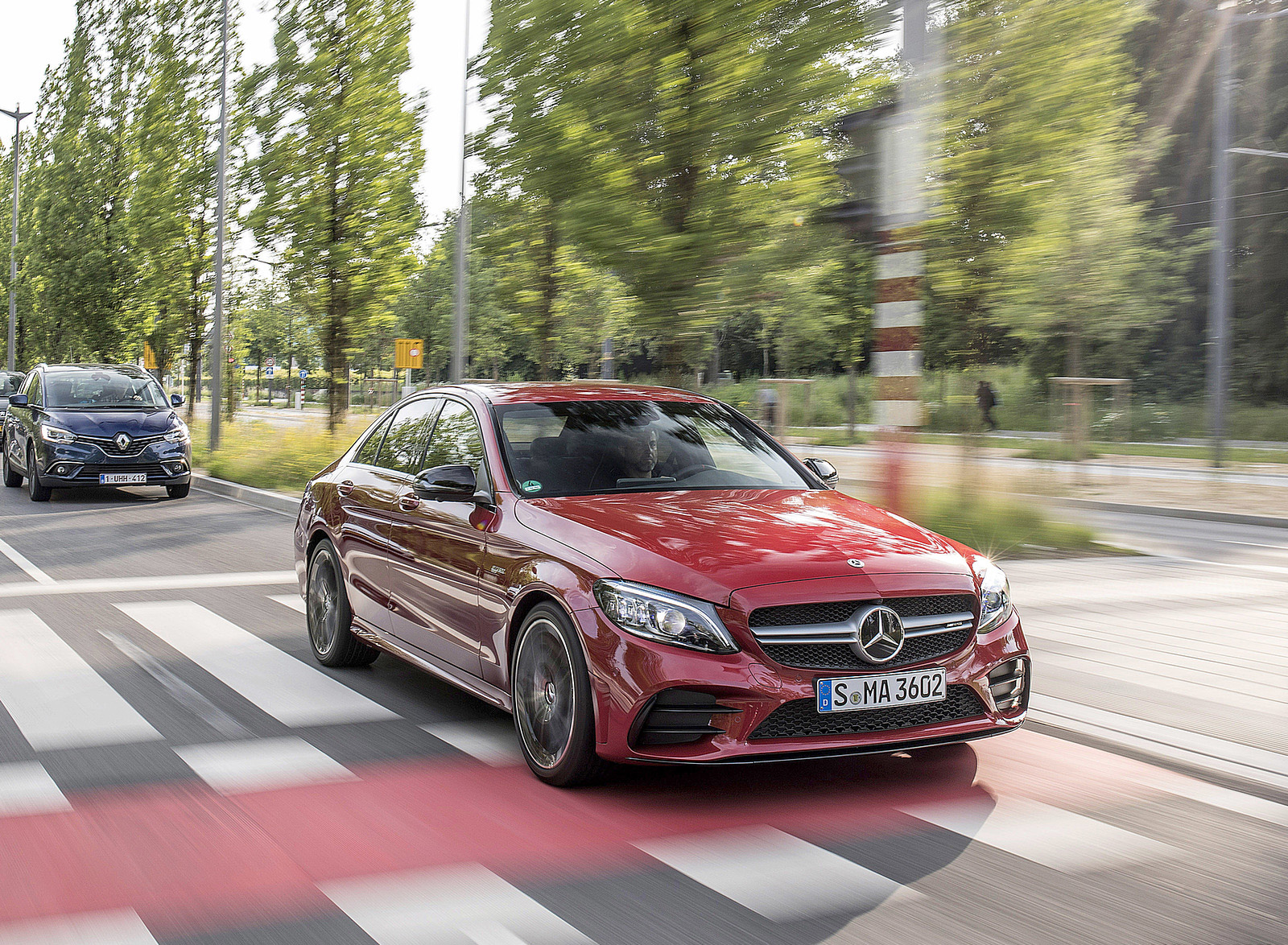 2019 Mercedes-AMG C43 4MATIC Sedan (Color: Hyacinth Red) Front Three-Quarter Wallpapers #14 of 191
