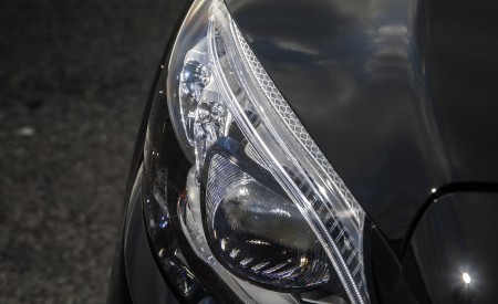 2019 Mercedes-AMG C43 Coupe Headlight Wallpapers 450x275 (115)