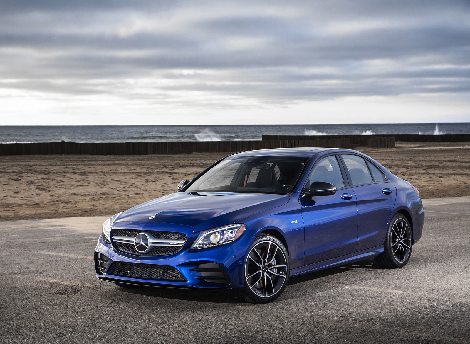 2019 Mercedes-AMG C43 Sedan (US-Spec) Front Three-Quarter Wallpapers #118 of 191