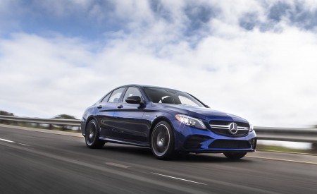 2019 Mercedes-AMG C43 Sedan (US-Spec) Front Three-Quarter Wallpapers 450x275 (100)