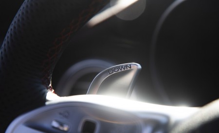 2019 Mercedes-AMG C43 Sedan (US-Spec) Interior Detail Wallpapers 450x275 (162)