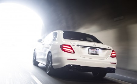 2019 Mercedes-AMG E53 Sedan Rear Three-Quarter Wallpapers 450x275 (12)