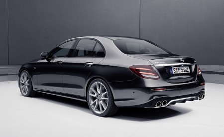 2019 Mercedes-AMG E53 Sedan Rear Three-Quarter Wallpapers 450x275 (33)