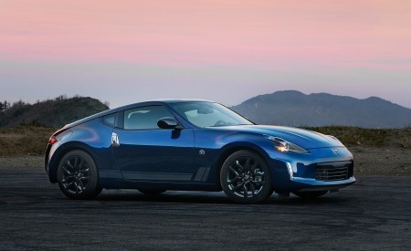 2019 Nissan 370Z Heritage Edition Front Three-Quarter Wallpapers 450x275 (26)