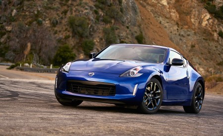 2019 Nissan 370Z Heritage Edition Front Three-Quarter Wallpapers 450x275 (10)