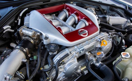 2019 Nissan GT-R Engine Wallpapers 450x275 (12)