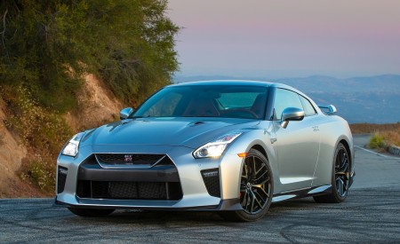 2019 Nissan GT-R Front Wallpapers 450x275 (7)
