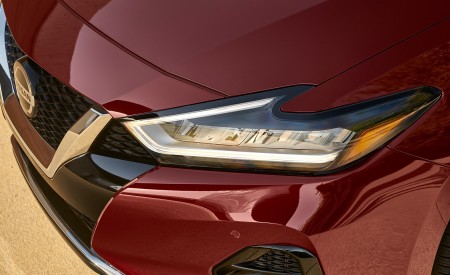 2019 Nissan Maxima Headlight Wallpapers 450x275 (10)