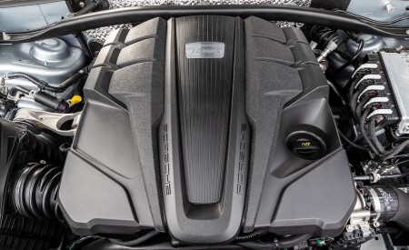 2019 Porsche Macan S (Color: Dolomite Silver Metallic) Engine Wallpapers 450x275 (74)