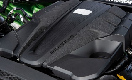 2019 Porsche Macan S (Color: Mamba Green Metallic) Engine Wallpapers 450x275 (26)