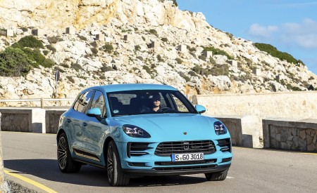 2019 Porsche Macan S (Color: Miami Blue) Front Wallpapers 450x275 (29)