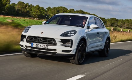 2019 Porsche Macan S Front Three-Quarter Wallpapers 450x275 (90)