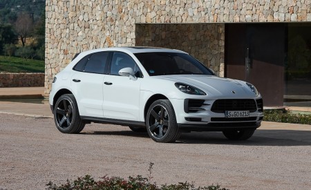 2019 Porsche Macan S Front Three-Quarter Wallpapers 450x275 (97)