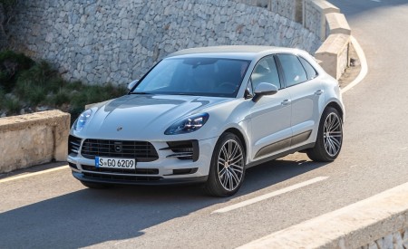 2019 Porsche Macan S Front Three-Quarter Wallpapers 450x275 (43)
