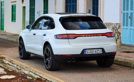 2019 Porsche Macan S Rear Three-Quarter Wallpapers 450x275 (100)