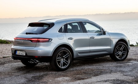 2019 Porsche Macan S Rear Three-Quarter Wallpapers 450x275 (77)