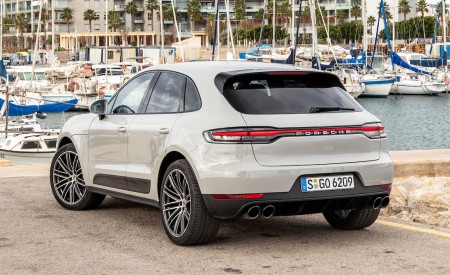 2019 Porsche Macan S Rear Three-Quarter Wallpapers 450x275 (52)