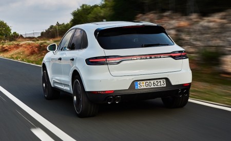 2019 Porsche Macan S Rear Three-Quarter Wallpapers 450x275 (94)