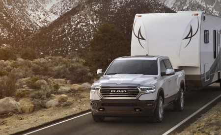 2019 Ram 1500 Laramie Longhorn Edition Front Wallpapers 450x275 (9)