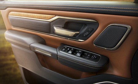2019 Ram 1500 Laramie Longhorn Edition Interior Detail Wallpapers 450x275 (20)