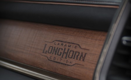2019 Ram 1500 Laramie Longhorn Edition Interior Detail Wallpapers 450x275 (26)