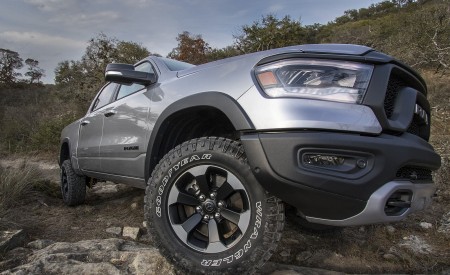 2019 Ram 1500 Rebel Off-Road Wallpapers 450x275 (33)