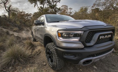 2019 Ram 1500 Rebel Off-Road Wallpapers 450x275 (32)