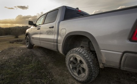 2019 Ram 1500 Rebel Off-Road Wallpapers 450x275 (45)
