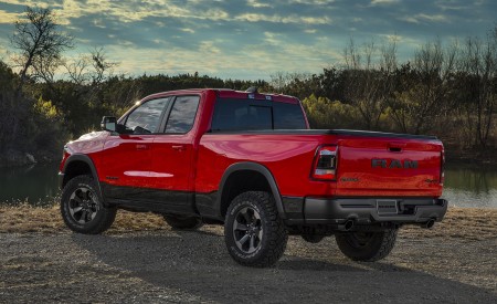 2019 Ram 1500 Rebel Rear Three-Quarter Wallpapers 450x275 (23)