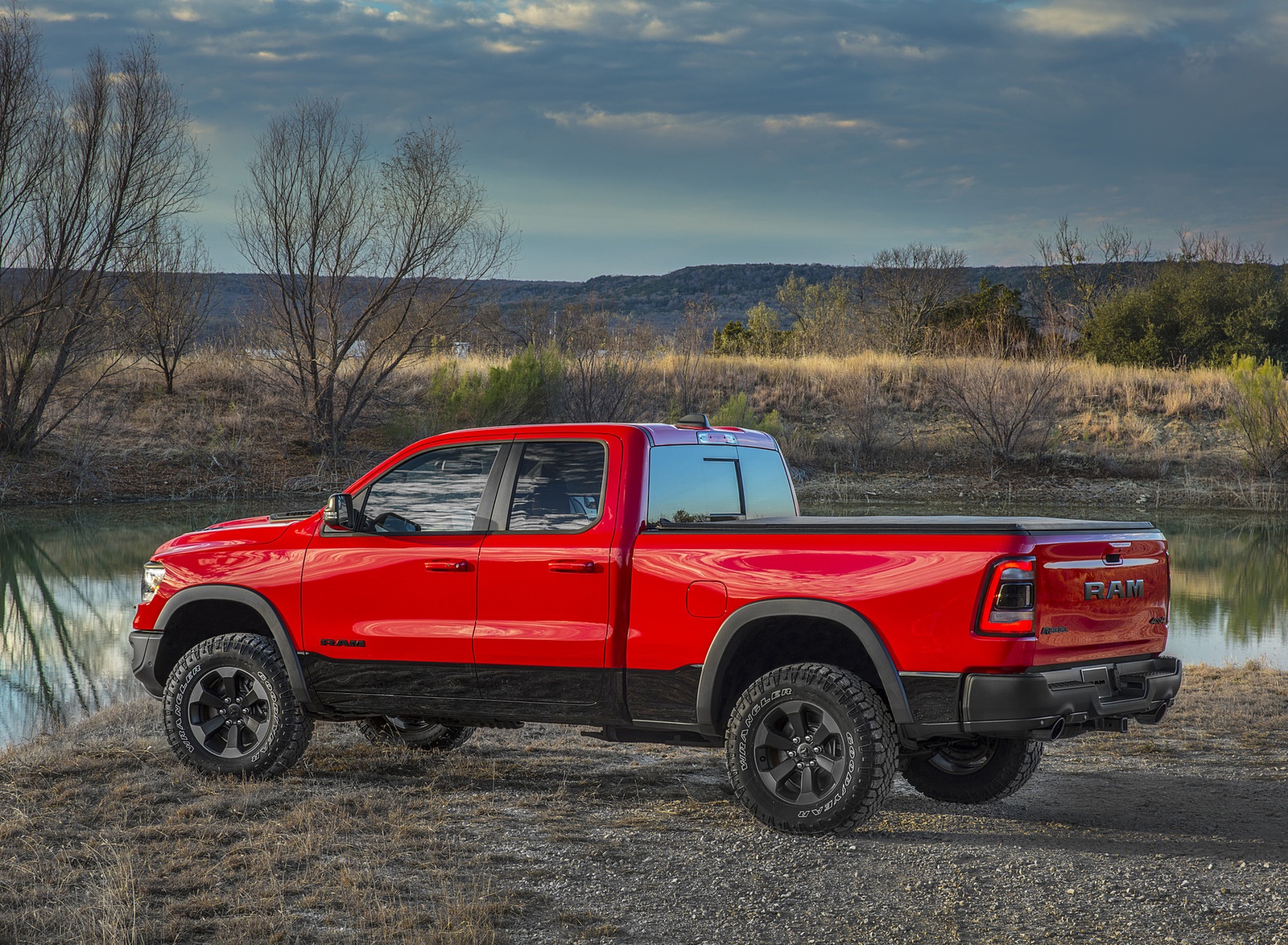 2019 Ram 1500 Rebel Rear Three-Quarter Wallpapers #8 of 70