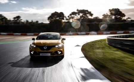 2019 Renault Megane R.S. Trophy Front Wallpapers 450x275 (30)