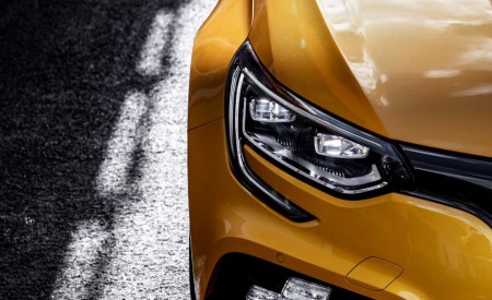 2019 Renault Megane R.S. Trophy Headlight Wallpapers 450x275 (37)